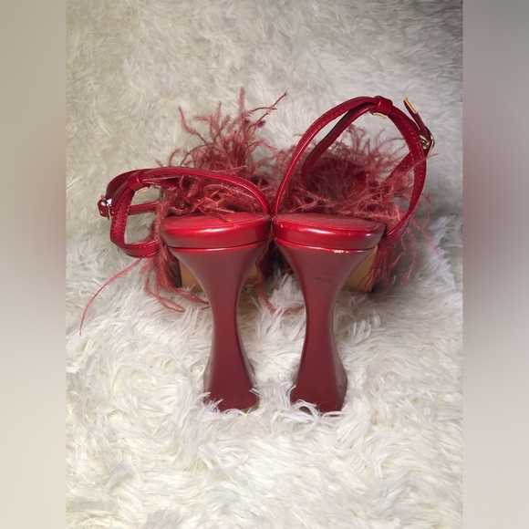 VENUS Red Platform Heels with Feather Detail NWOT size 9 - Picture 9 of 15